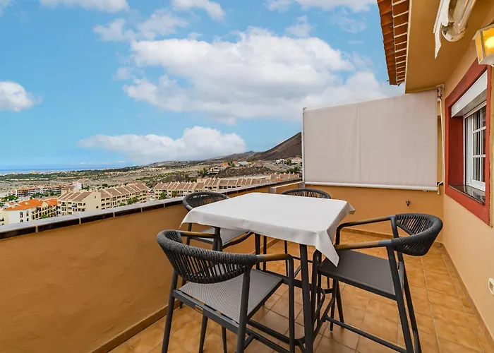 Sunny Heights Apartman Arona